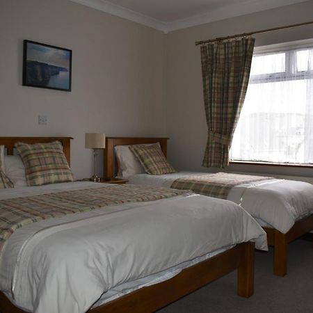 Cois Farraige Bed and Breakfast Lahinch Exteriör bild